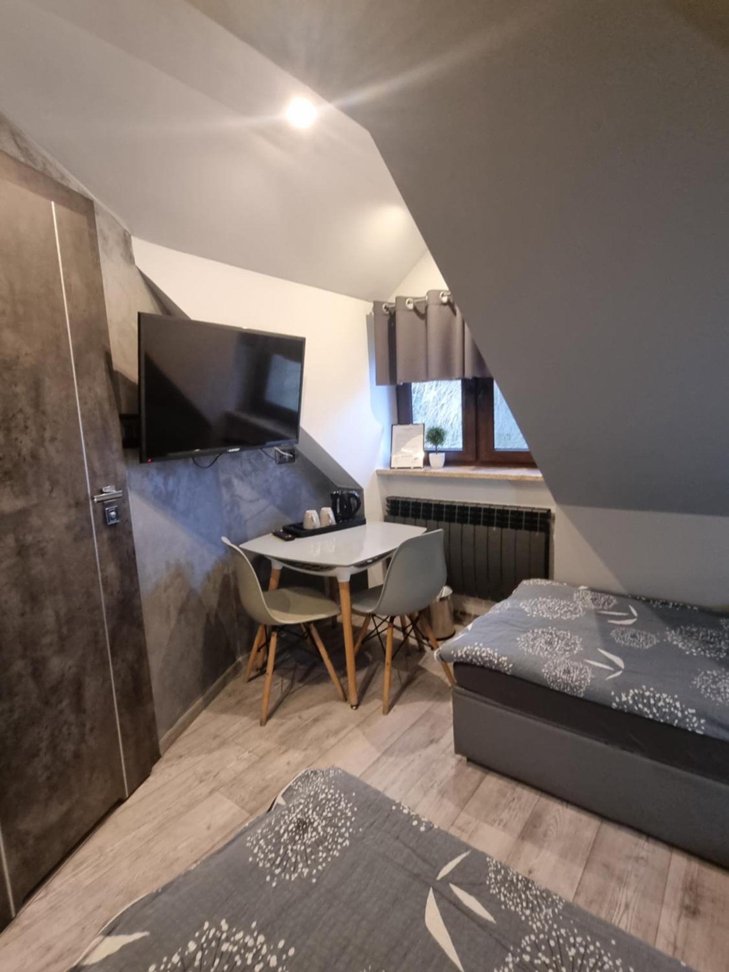 Przystan Appartement Rozalin  Buitenkant foto