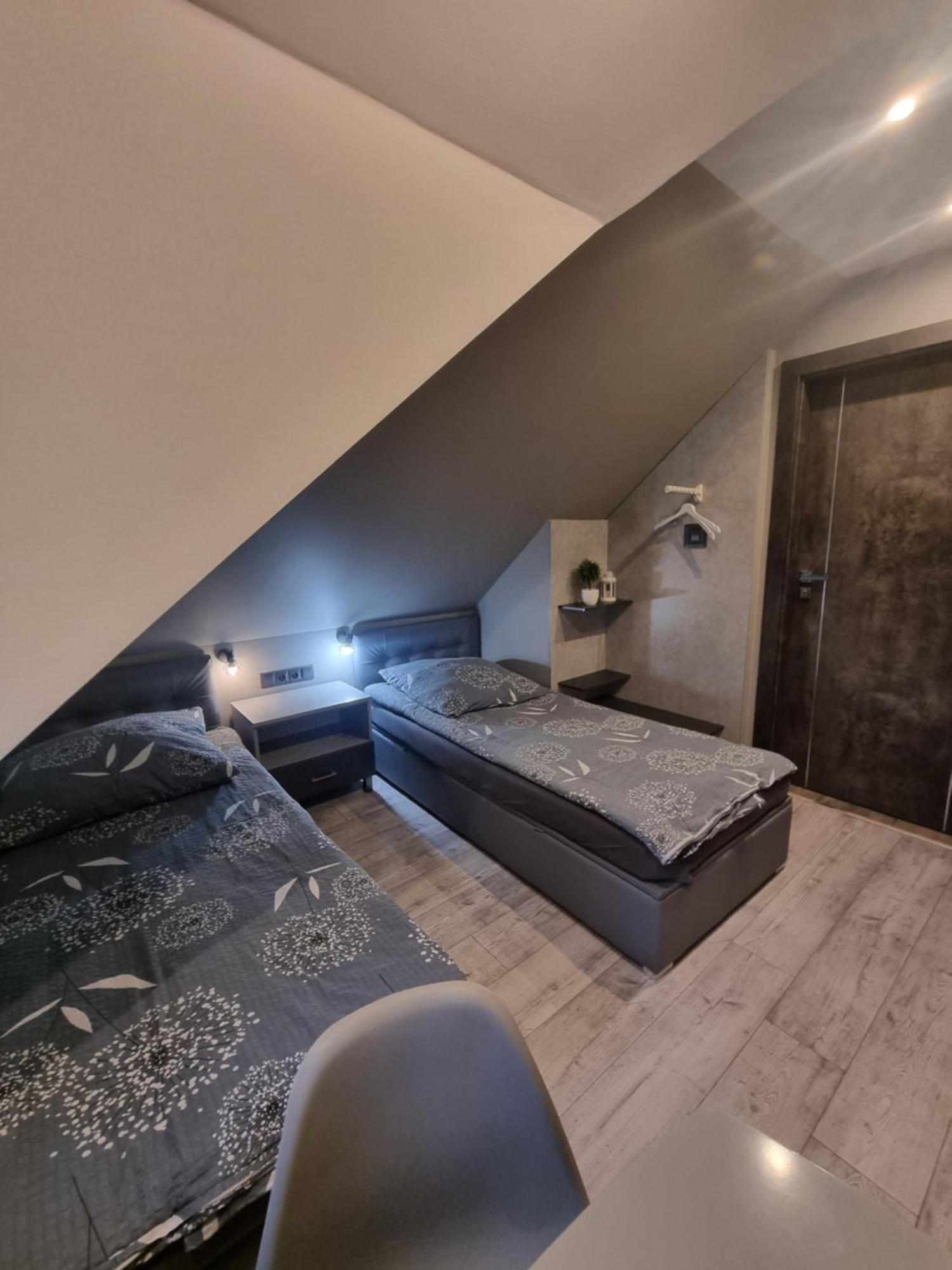Przystan Appartement Rozalin  Buitenkant foto