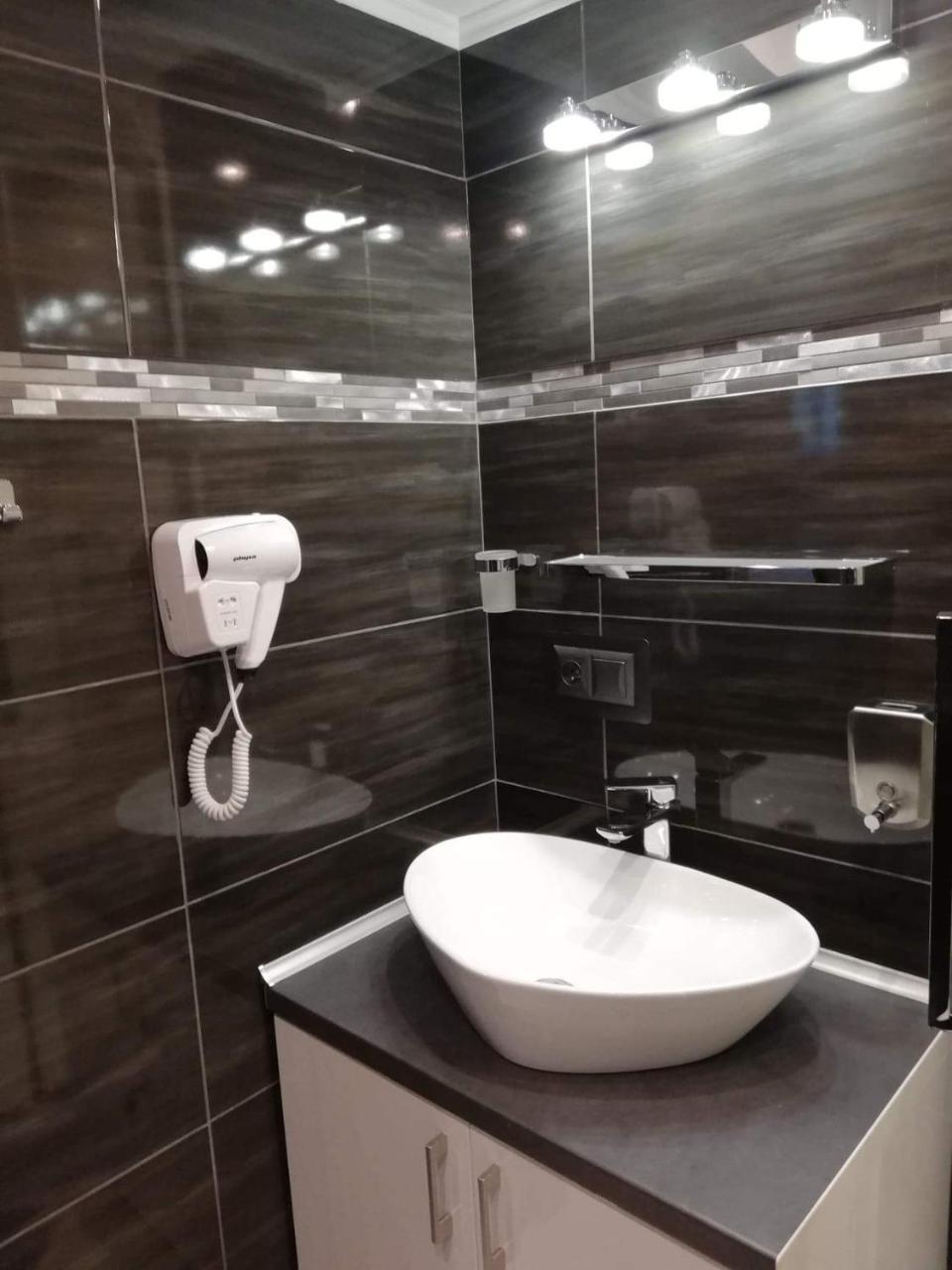 Przystan Appartement Rozalin  Buitenkant foto